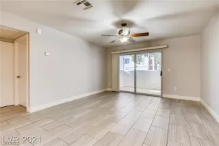 Photo #4: 2490683 Listing 