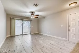 Photo #5: 2490683 Listing 