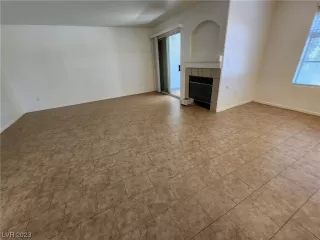 Photo #2: 2490711 Listing 