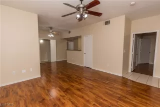 Photo #2: 2490725 Listing 