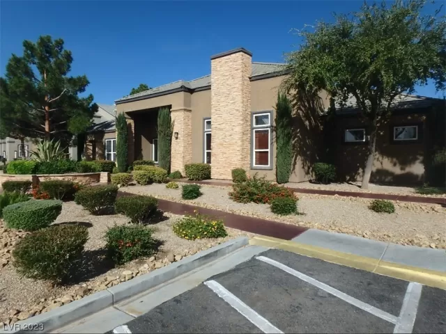 MLS: 2490731 Condo For Sale