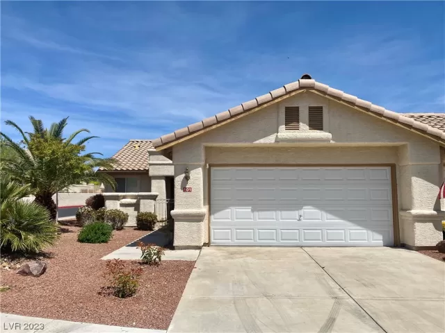 MLS: 2490793 Condo For Sale