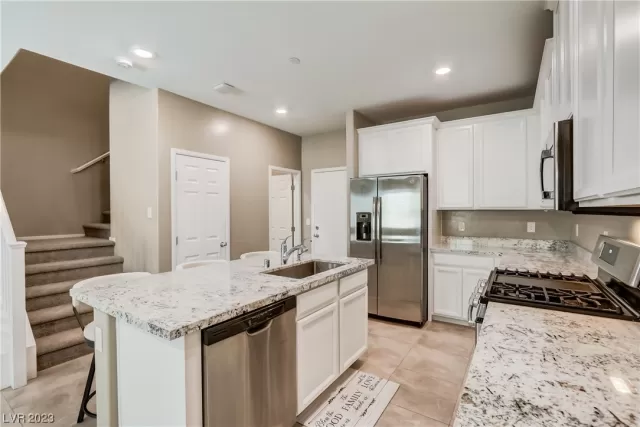 MLS: 2490842 Condo For Sale