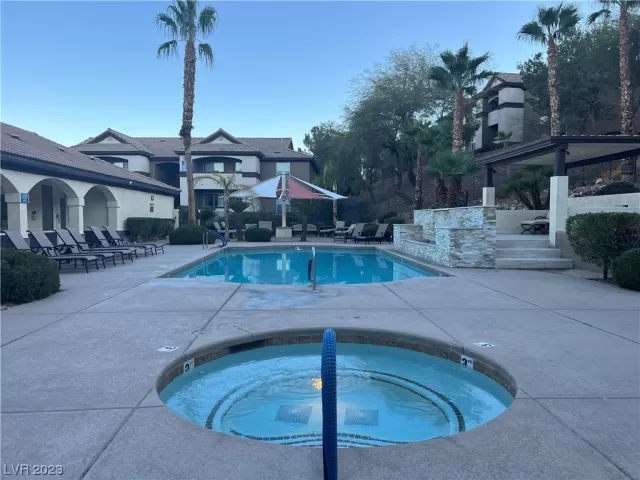 MLS: 2490866 Condo For Sale