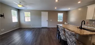 Photo #5: 2490870 Listing 