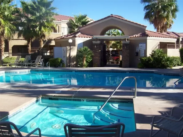 MLS: 2490885 Condo For Sale