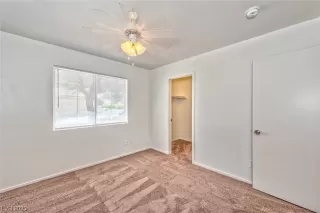 Photo #6: 2490907 Listing 