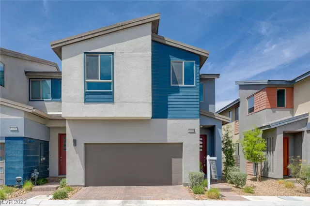 MLS: 2490987 Condo For Sale