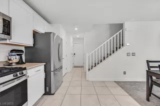 Photo #4: 2491010 Listing 