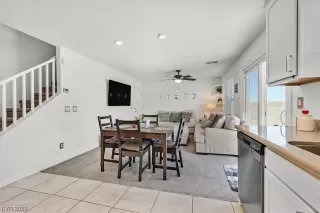 Photo #5: 2491010 Listing 