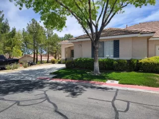 Photo #2: 2491019 Listing 