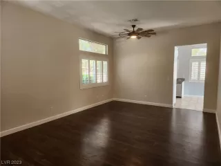 Photo #3: 2491019 Listing 