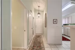 Photo #5: 2491047 Listing 