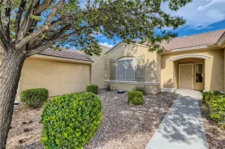 Photo #1: 2491059 Listing 