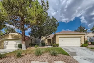 Photo #2: 2491059 Listing 