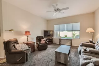 Photo #3: 2491059 Listing 