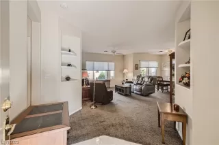 Photo #4: 2491059 Listing 