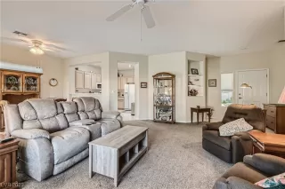 Photo #5: 2491059 Listing 