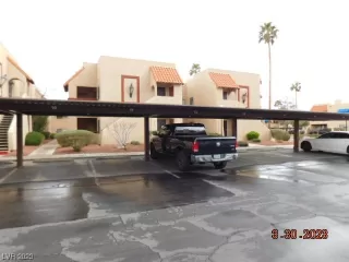 Photo #2: 2491130 Listing