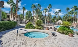 Photo #1: 2491144 Listing 