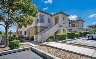 Photo #2: 2491144 Listing 