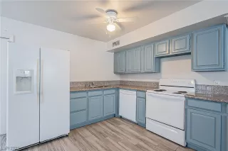 Photo #5: 2491151 Listing 