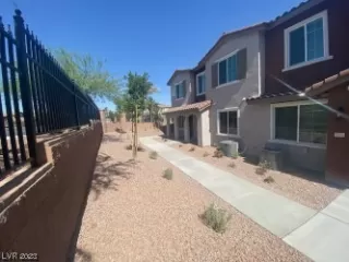 Photo #1: 2491201 Listing 