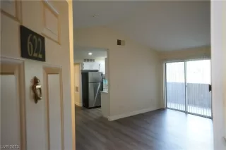 Photo #1: 2491204 Listing 