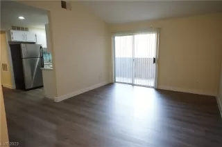 Photo #2: 2491204 Listing 