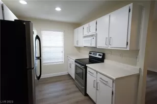 Photo #6: 2491204 Listing 