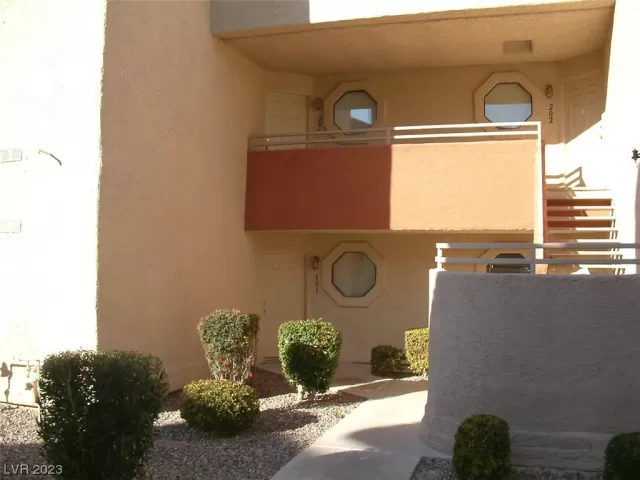 MLS: 2491208 Condo For Sale