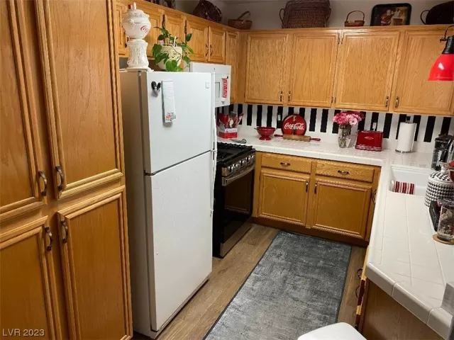 MLS: 2491218 Condo For Sale