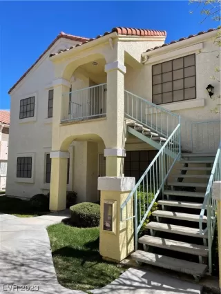 Photo #1: 2491367 Listing 