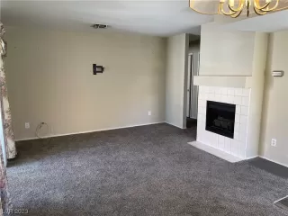 Photo #6: 2491367 Listing 