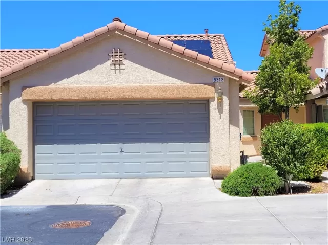 MLS: 2491378 Condo For Sale