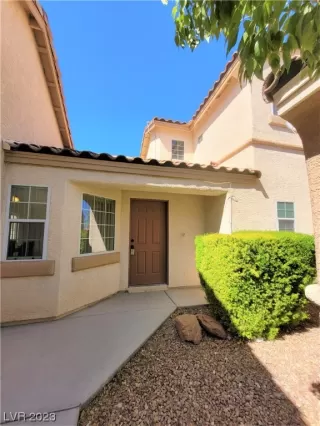 Photo #6: 2491378 Listing