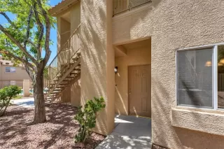 Photo #1: 2491392 Listing