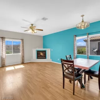 Photo #6: 2491411 Listing 