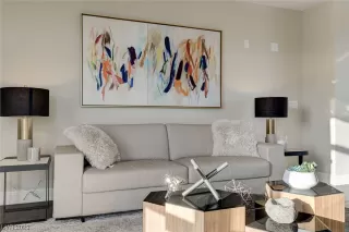 Photo #6: 2491414 Listing