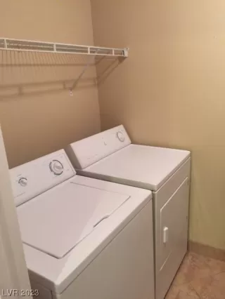 Photo #4: 2491427 Listing