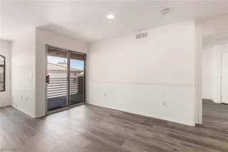 Photo #6: 2491428 Listing 