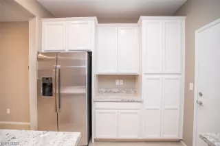 Photo #6: 2491432 Listing 