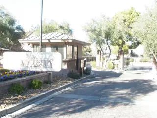 Photo #3: 2491433 Listing 
