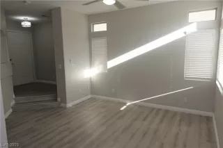 Photo #6: 2491458 Listing 