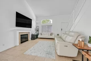 Photo #1: 2491464 Listing 