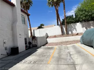 Photo #2: 2491470 Listing 