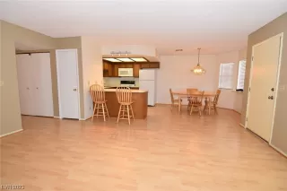 Photo #2: 2491471 Listing 