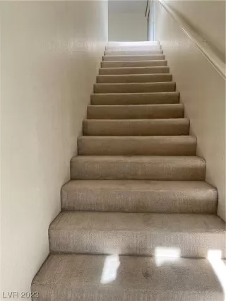 Photo #3: 2491484 Listing 