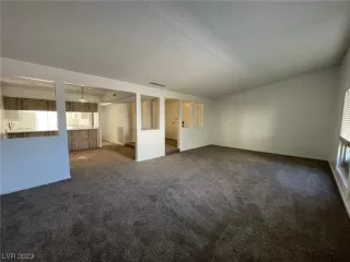 Photo #4: 2491504 Listing 