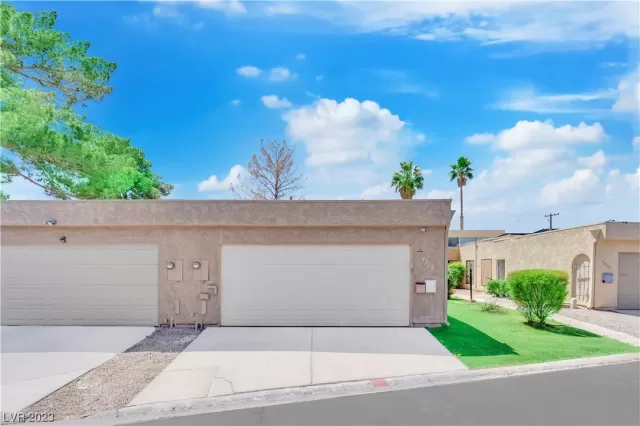 MLS: 2491533 Condo For Sale